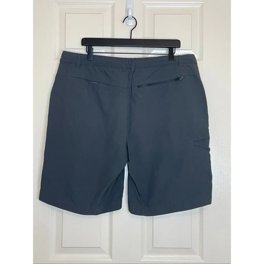 The North Face Men’s Shorts Dark Gray Size 38
